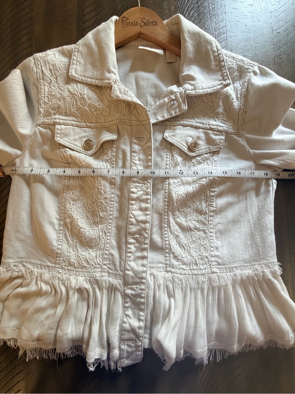 Chico’s Size 1 White Lace Ruffle Hem Denim Jacket Boho Romantic Cottagecore - Picture 10 of 12